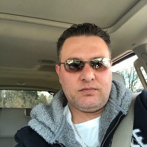 Meet your Posher, Mohamed